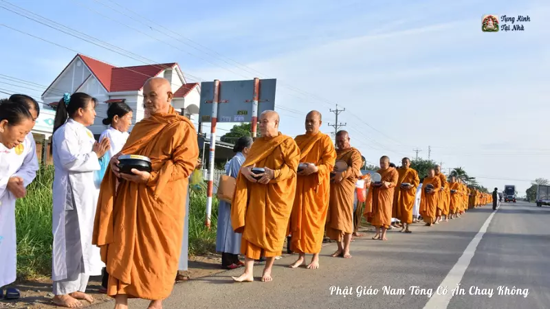 Phật Giáo Nam Tông Có Ăn Chay Không