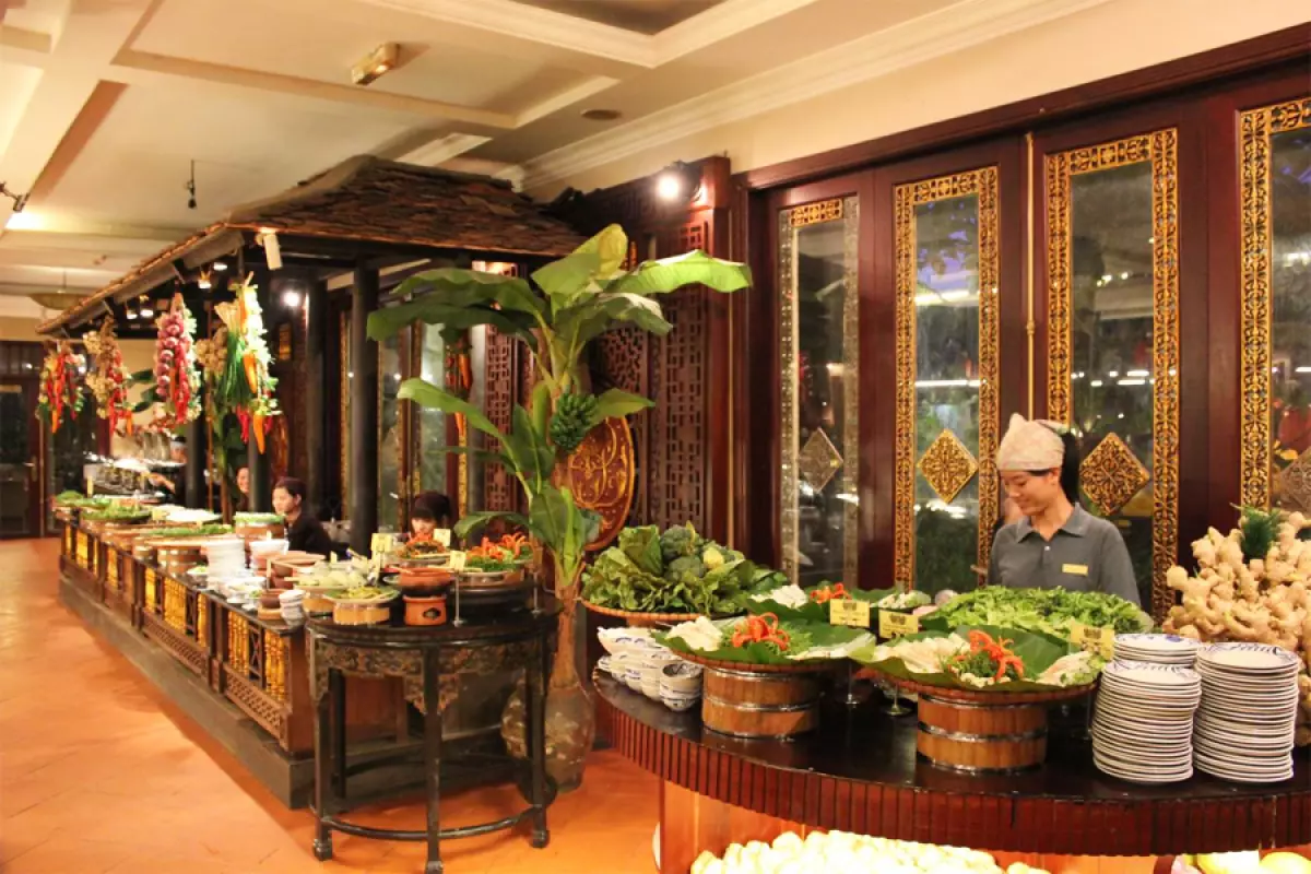 Buffet Sen Tây Hồ (Sen West Lake) Hà Nội