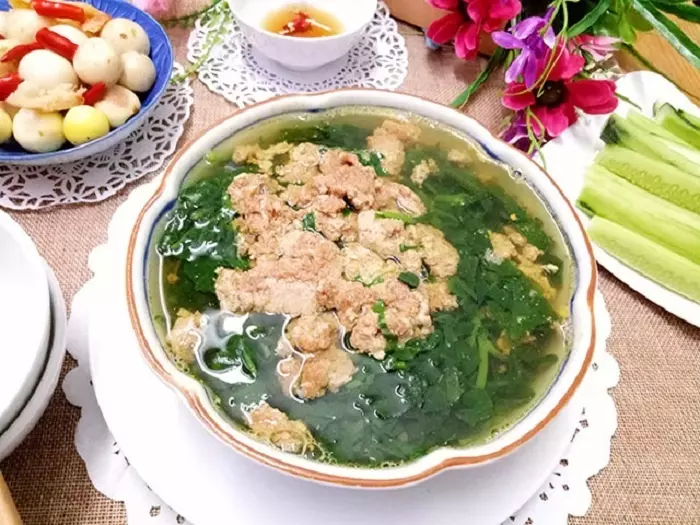 Canh cua mồng tơi