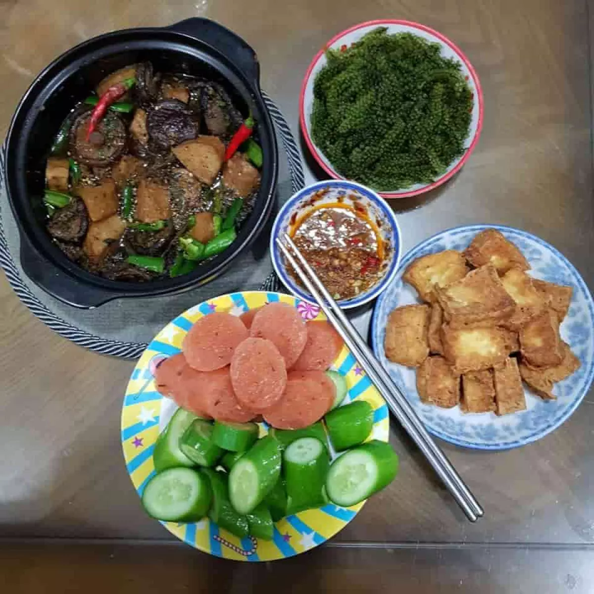 Chả kho nấm với ớt xanh