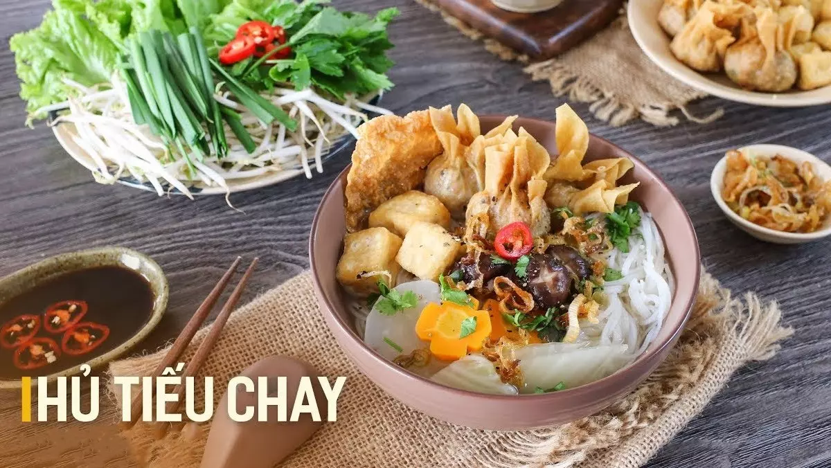 Canh rong biển hạt sen chay