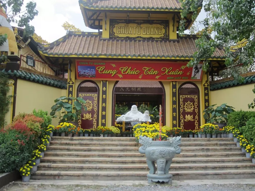 Chùa Từ Quang Bình Chánh