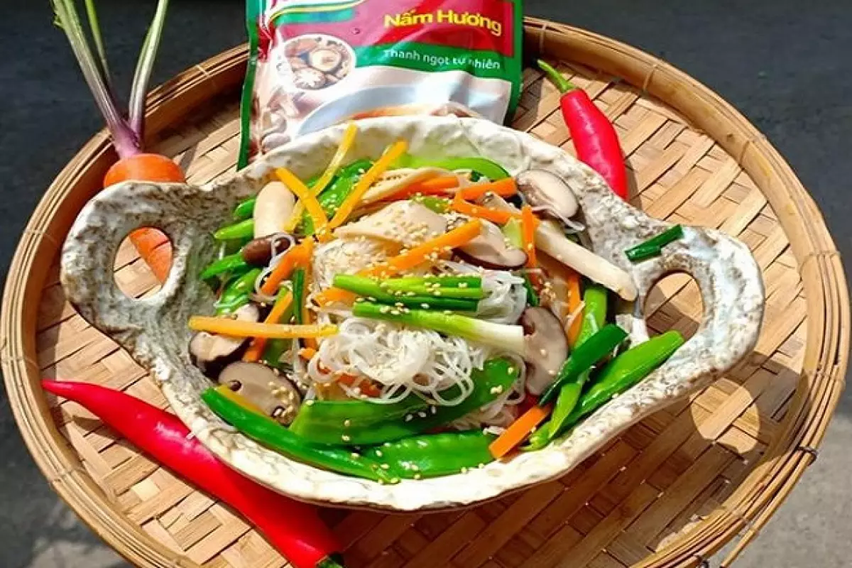 hủ tiếu trộn chay