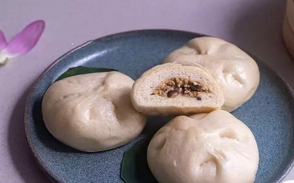 bánh bao nhân nấm