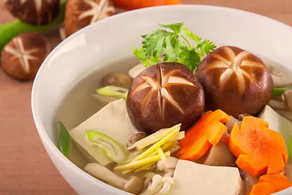 canh nấm hạt sen món chay ngon dễ làm