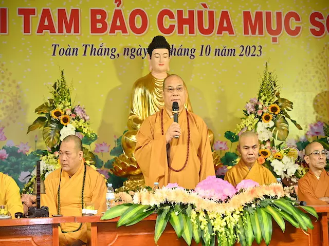 Đại Hùng Bảo Điện chùa Mục Sơn