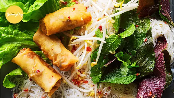 Bún chả giò chay cho ngày rằm thanh đạm