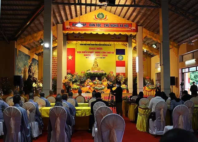 Quang cảnh đại hội