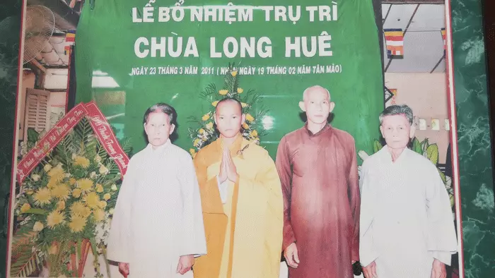 Chùa Long Huê