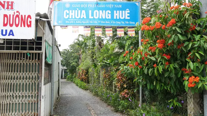 Chùa Long Huê