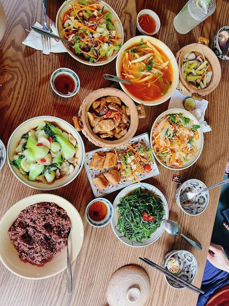 Ngon Vegan Restaurant - Quán Chay Ninh Bình