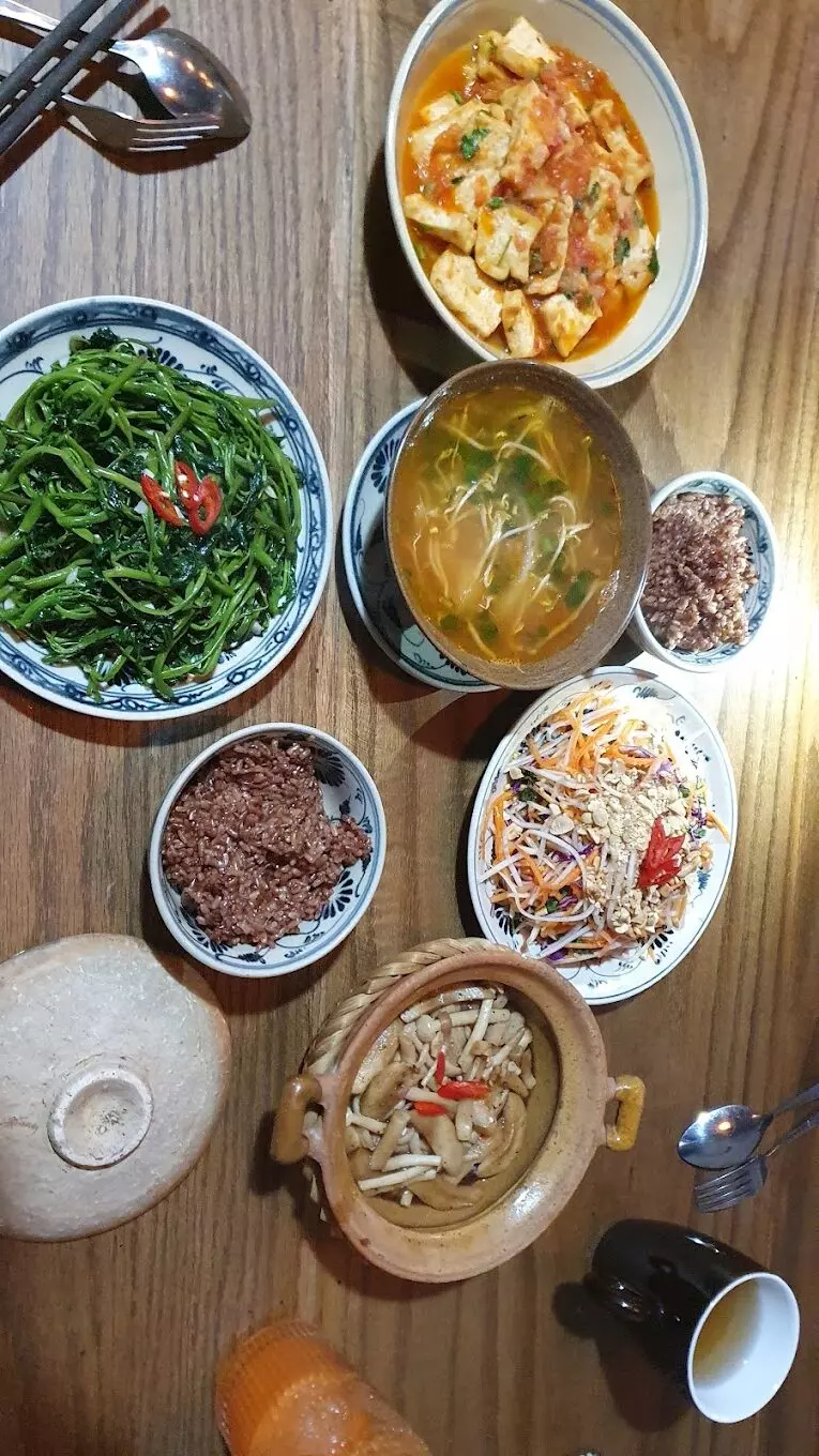 Ngon Vegan Restaurant - Quán Chay Ninh Bình