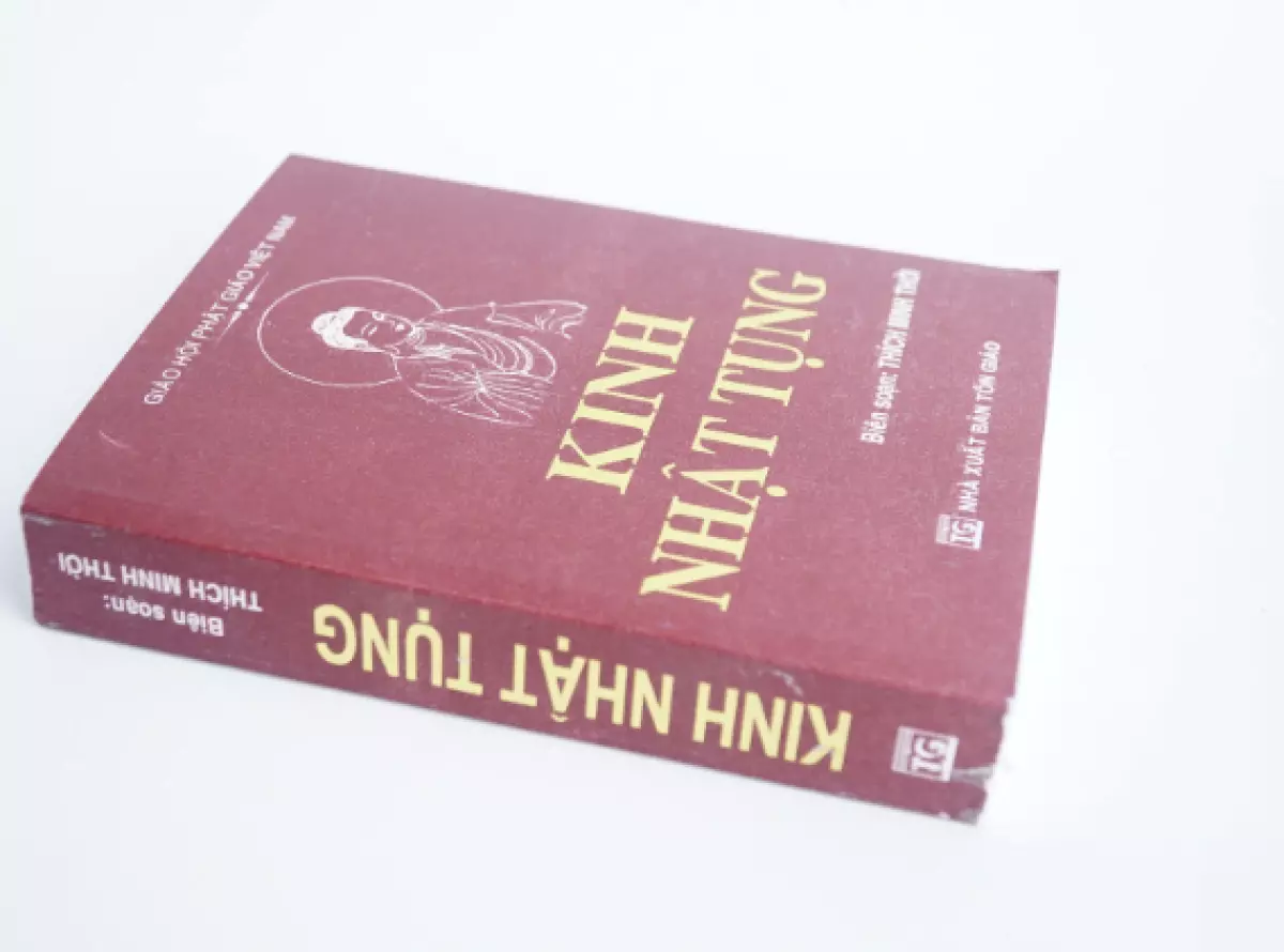 Kinh Nhật Tụng