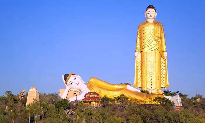 Tượng Phật nằm dài 90m ở Monywa của Myanmar