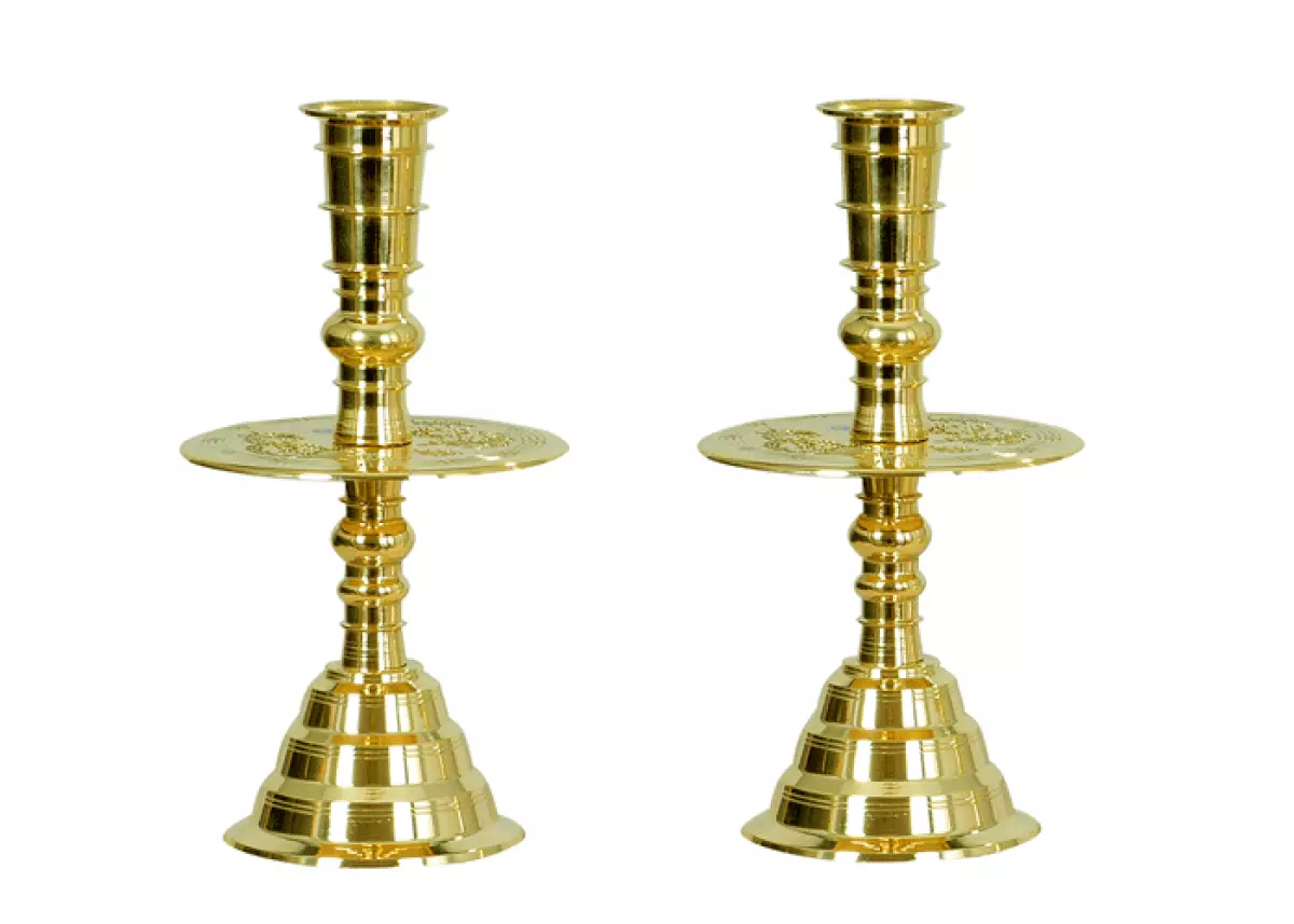Chân đèn bàn thờ bằng đồng