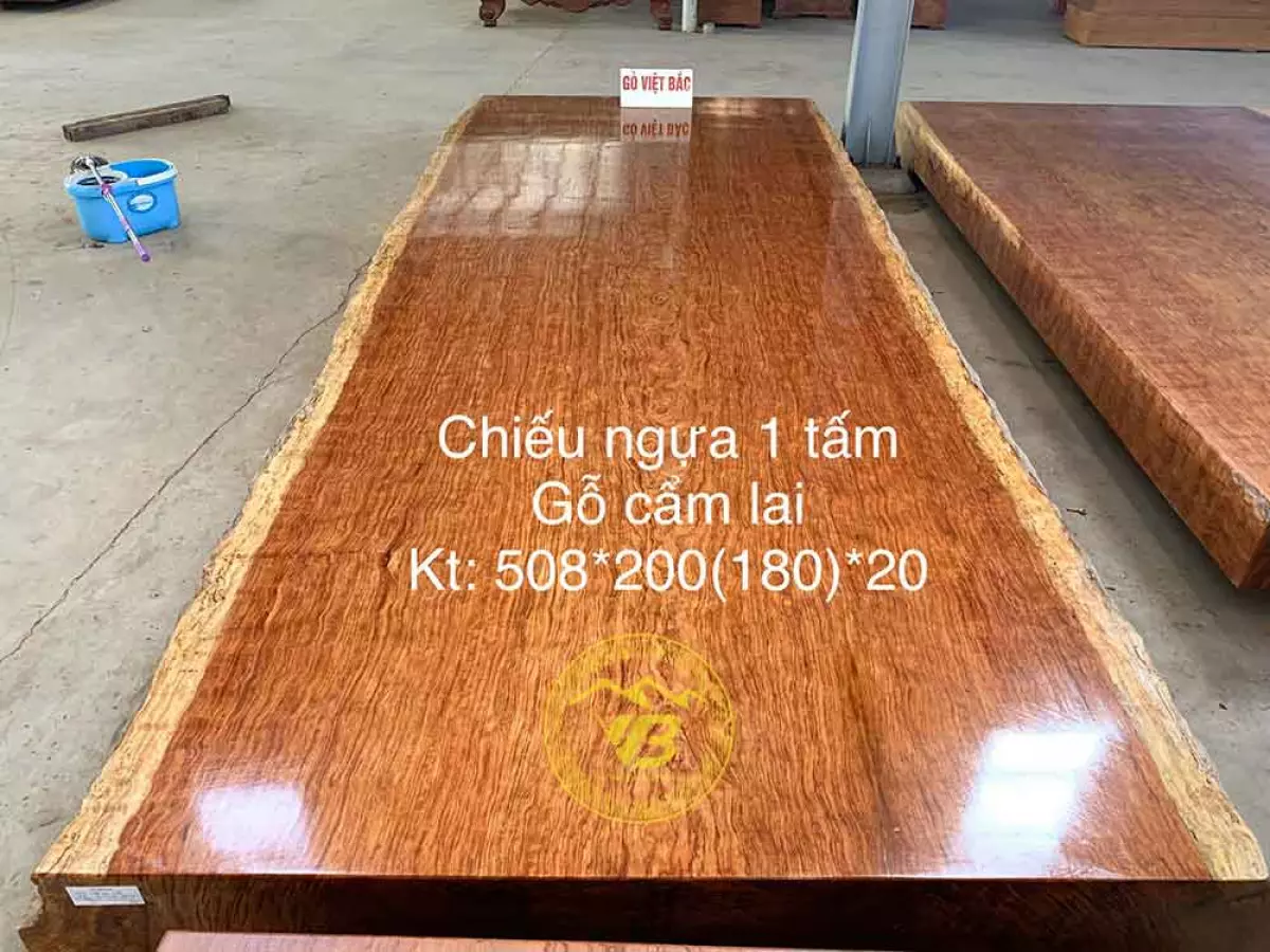 Chiếu Ngựa 1 Tấm Gỗ Cẩm Lai CN414